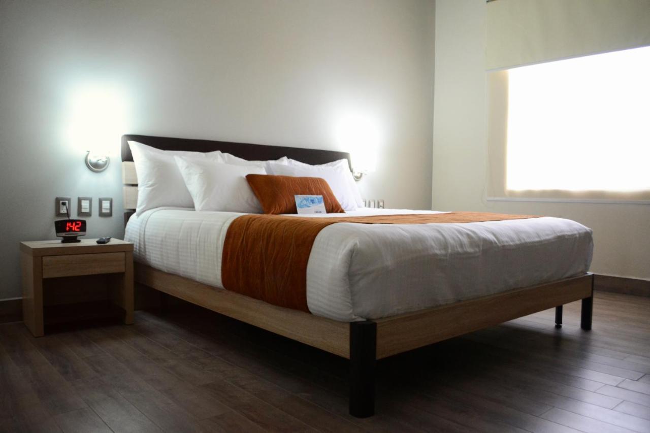 Comfort Inn Irapuato Extérieur photo